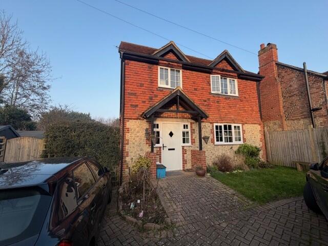 Main image of property: 42a Castle Way, Leybourne