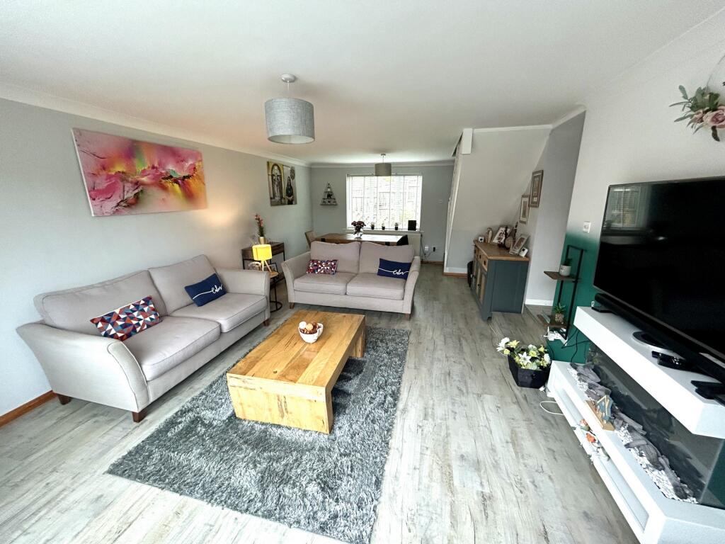 Additional image 3 of Gainsborough Way, Yeovil, BA21