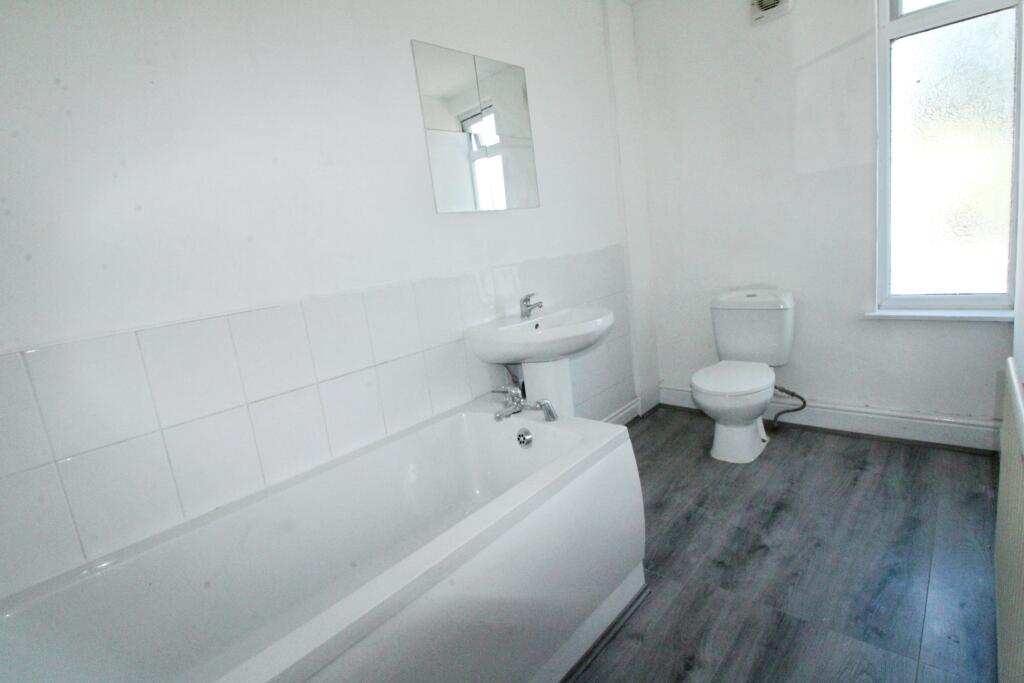 Lloyd Street, Sheffield, S4 photo 4