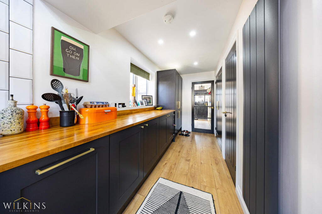 Lavender Road, Tamworth, Staffordshire, B77 - View 3