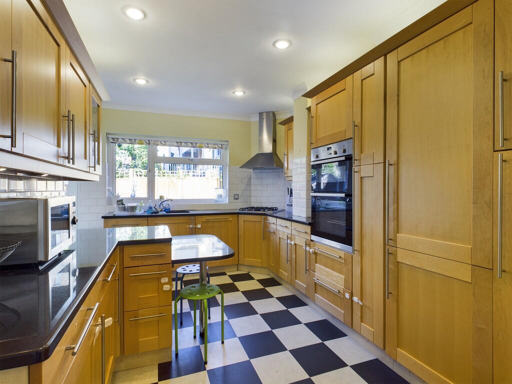 Colbourne Road, Brighton - View 5