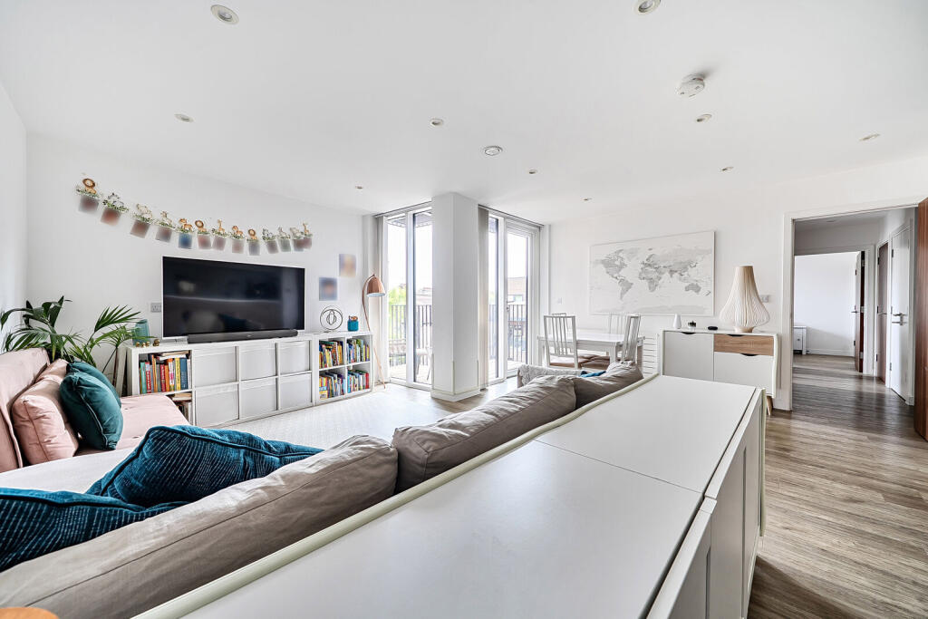 Apartment in London - More