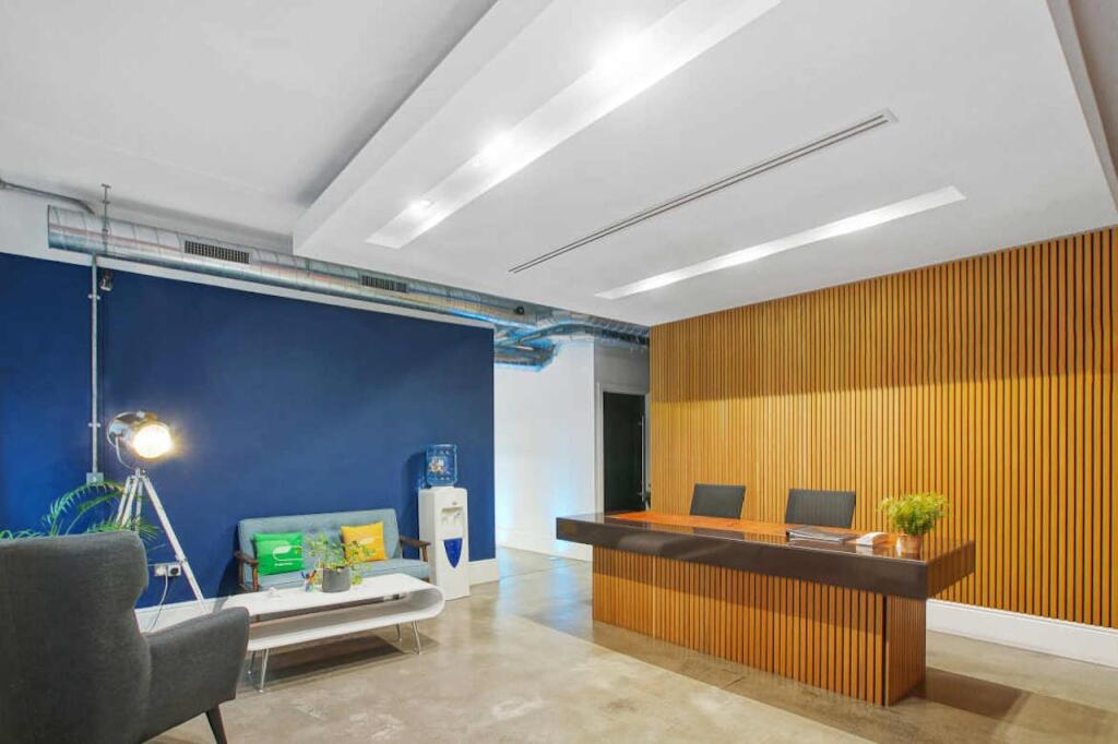 Cosmopolitan House