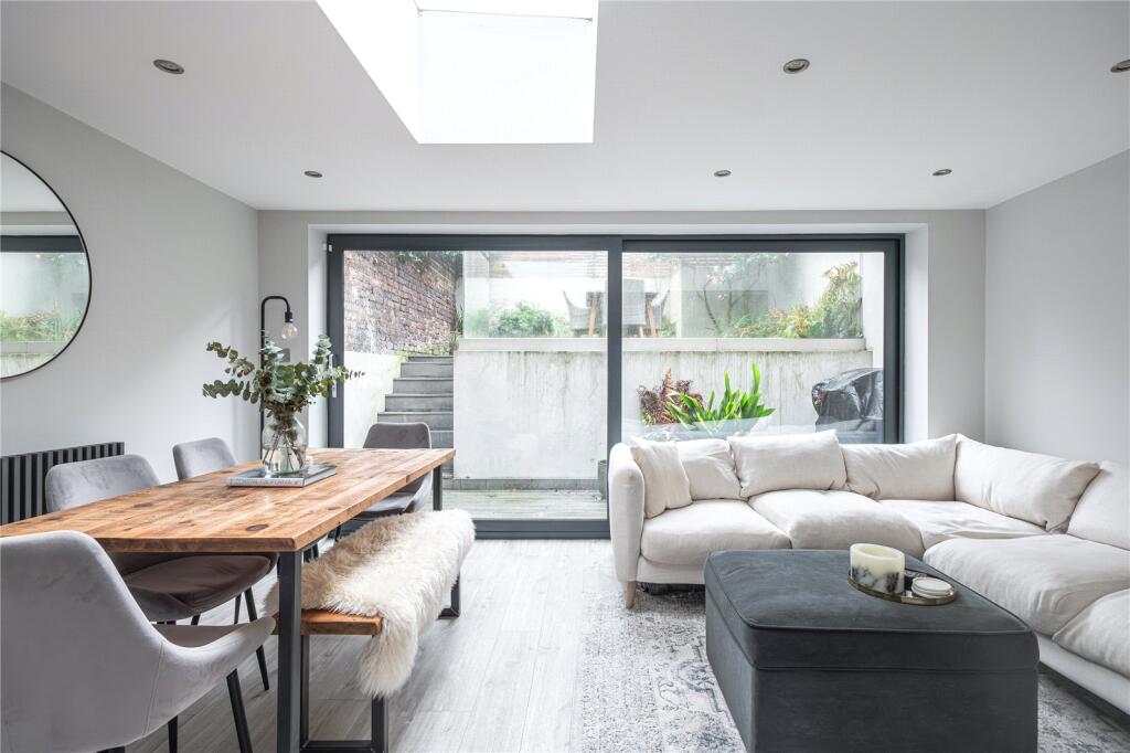 Cloudesley Square, Barnsbury, Islington, London, N1 photo 2