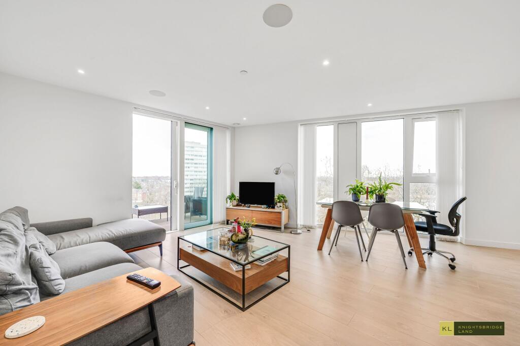 Main image of property: The Shoreline Building 