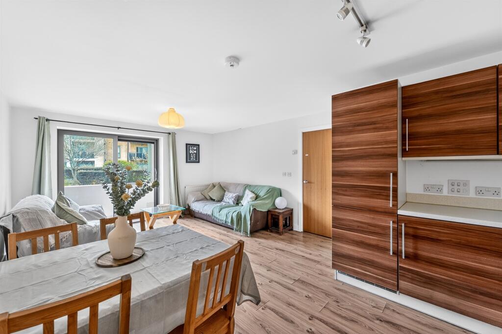 Main image of property: St. Georges Grove, London