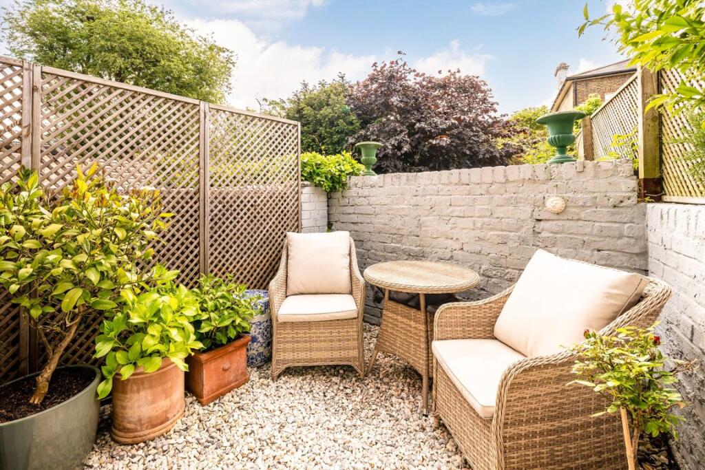 Denmark Road, Twickenham - View 5