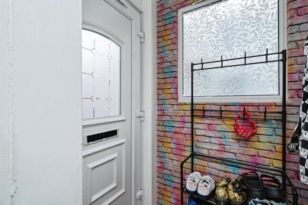 6, Manby Road photo 4
