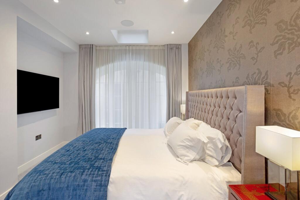 4 bedroom flat for rent