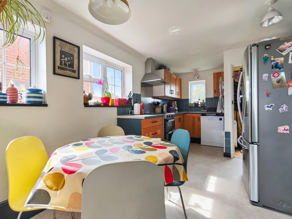 House in Tonbridge - View 4
