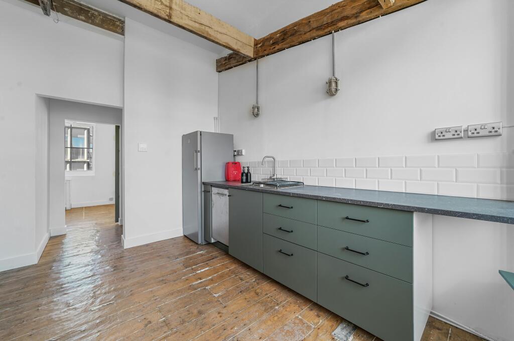 MD-BC19BethnalGreenRoad-2.jpg