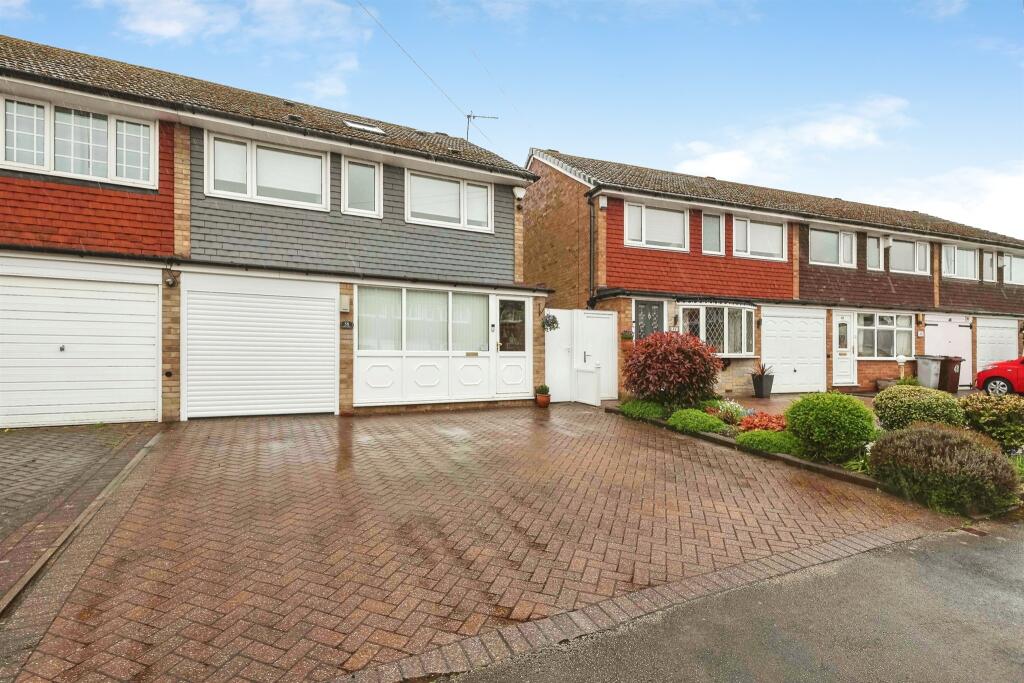 Main image of property: Carlton Mews, Birmingham