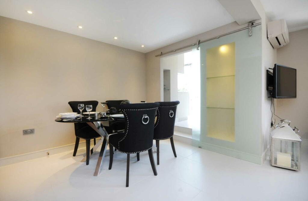 3 bedroom flat for rent