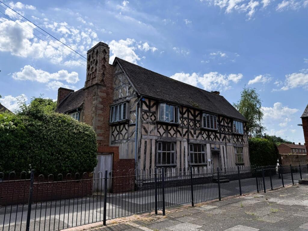 Main image of property: Priory House, Friar Street, Droitwich, WR9 8EQ