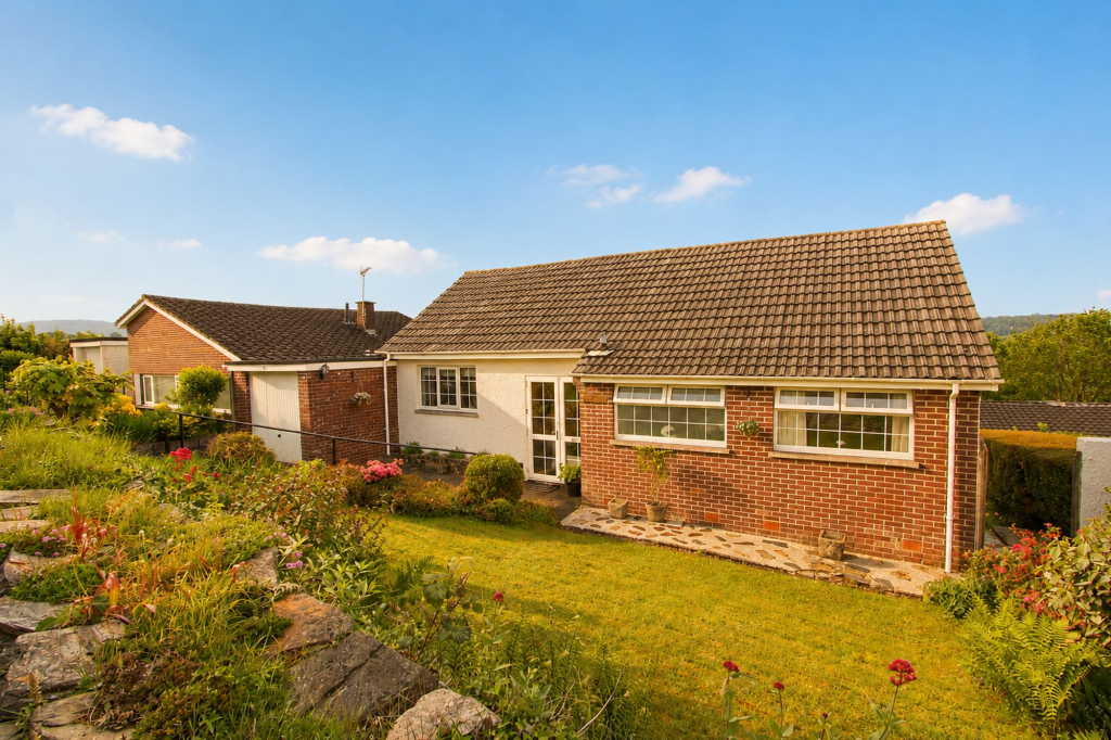 2-bed detached on Eningdale Road, Tavistock, PL19, £350,000