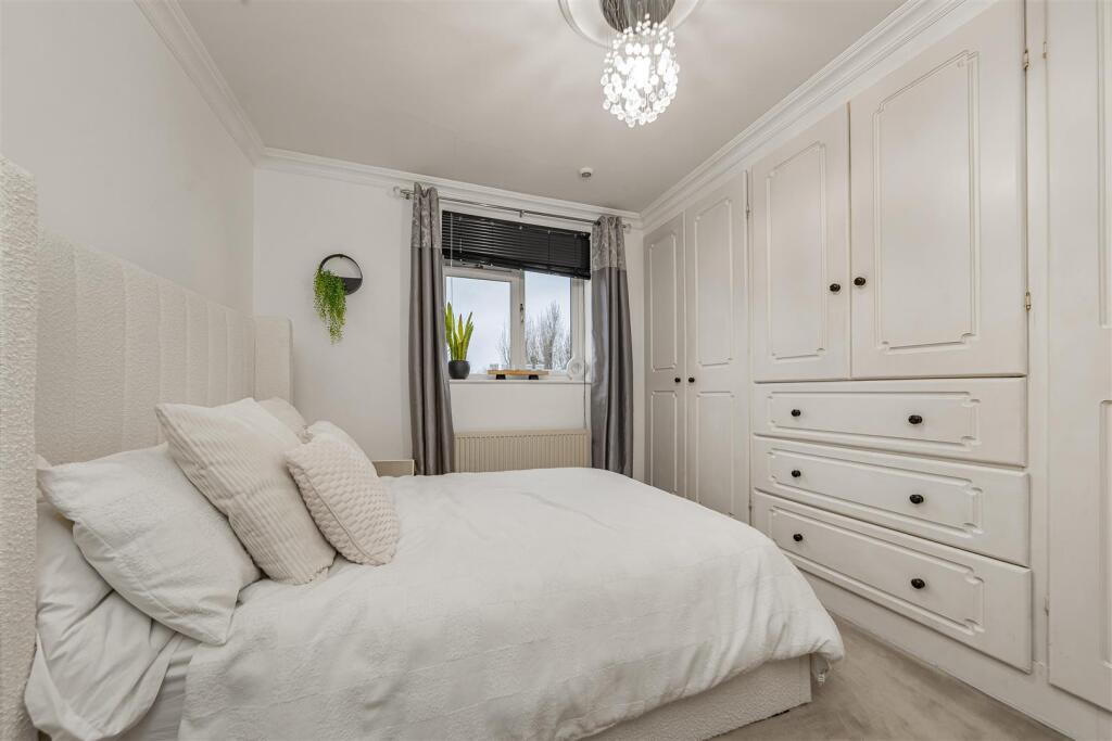 Additional image 12 of Radlett Road, Frogmore, St. Albans