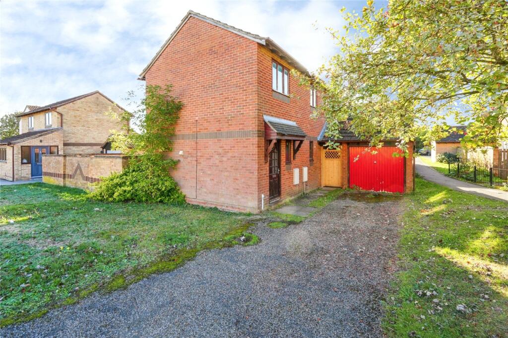 Main image of property: Lime Crescent, Bicester, Oxfordshire, OX26