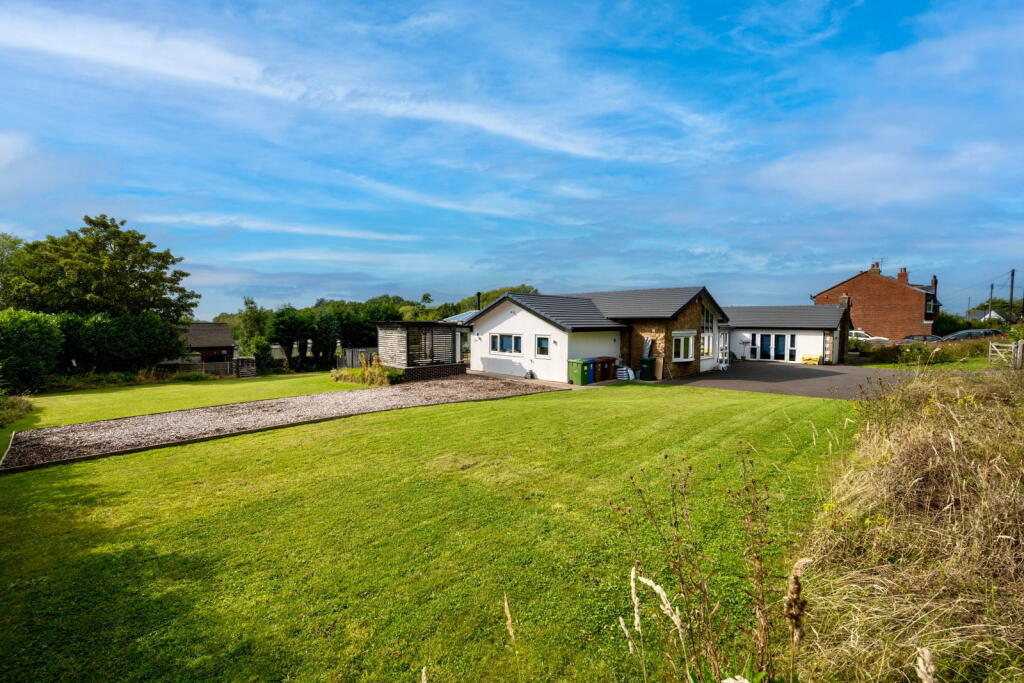 Woning, 302 m²