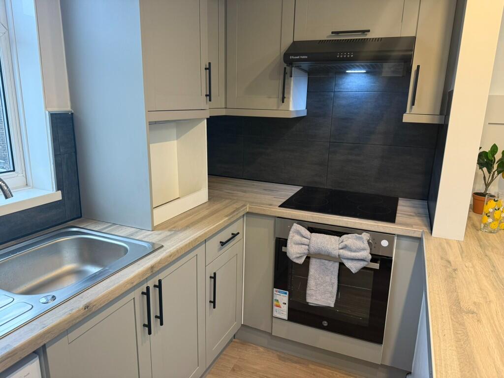 Main image of property: Flat 6, 14 Sandy Grove, Salford M6 8QX