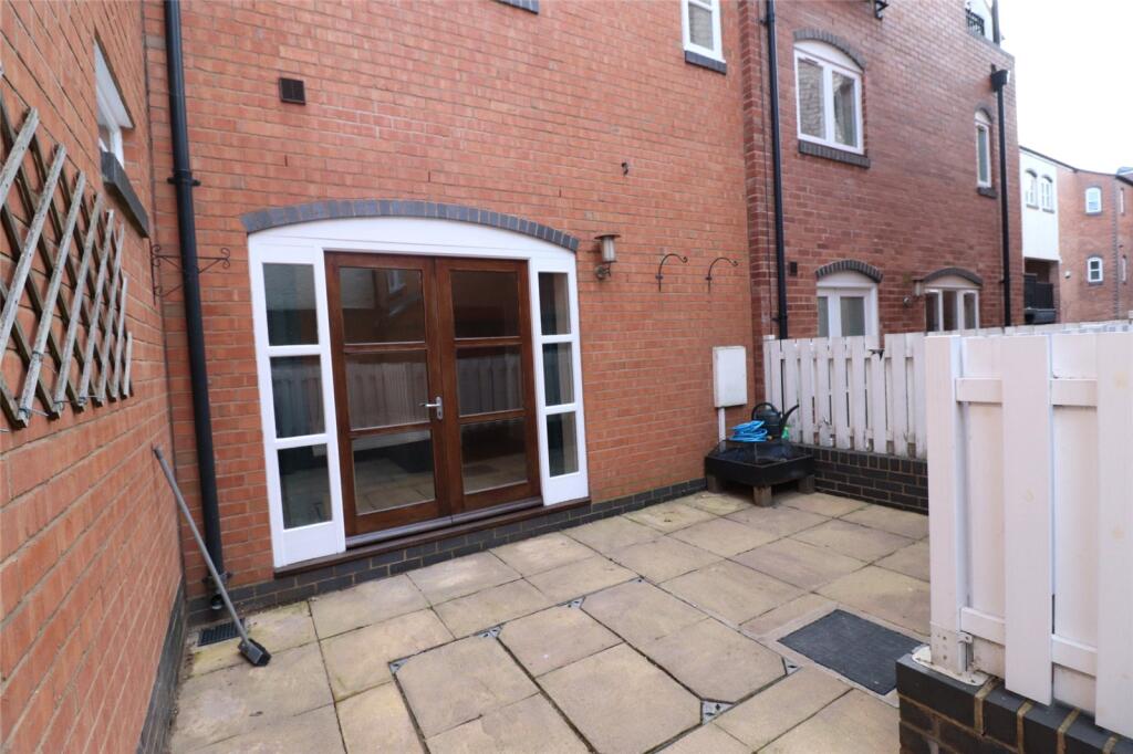 3 bedroom terraced house for rent