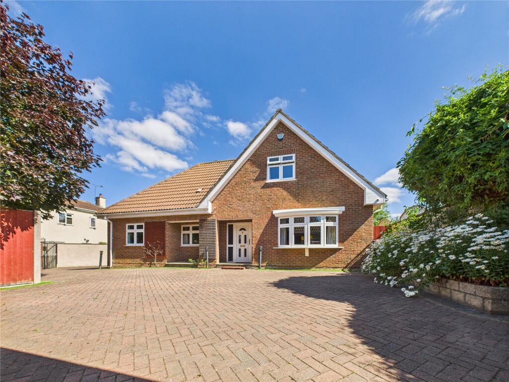 5-bed detached on Park Lane, Frampton Cotterell, Bristol, BS36, £685,000
