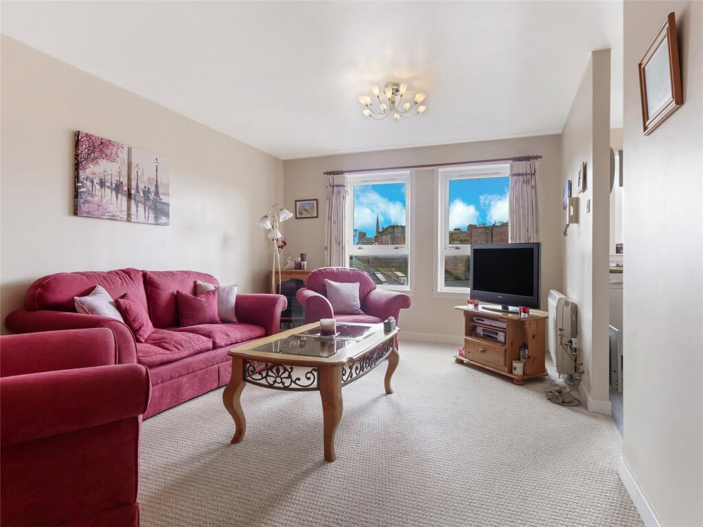 Apartment in Kilmarnock, South Ayrshire - View 4