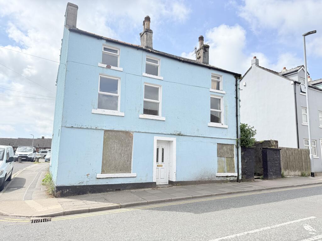 Main image of property: 37 High Street, Cleator Moor, Cumbria CA25 5LA