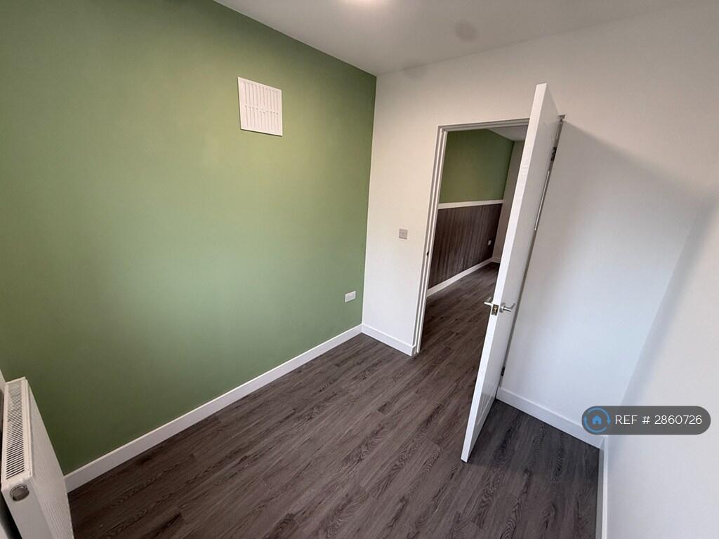 Additional image 13 of Foxlydiate Crescent, Redditch, B97