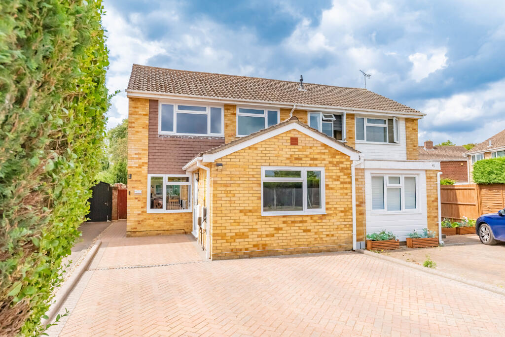 Main image of property: Aylesham Way, Yateley, Hampshire, GU46