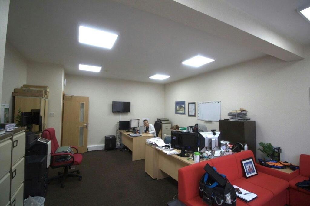 WhatsApp Image 20251124 at 161509_044ff255.jpg