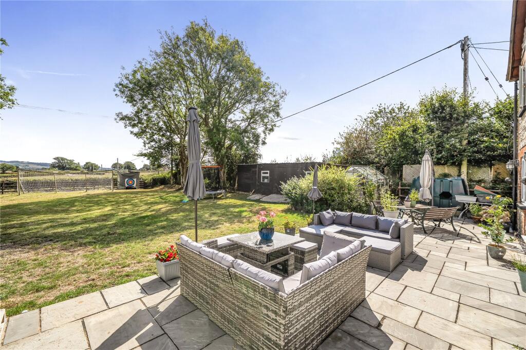 House in Dorchester - View 4