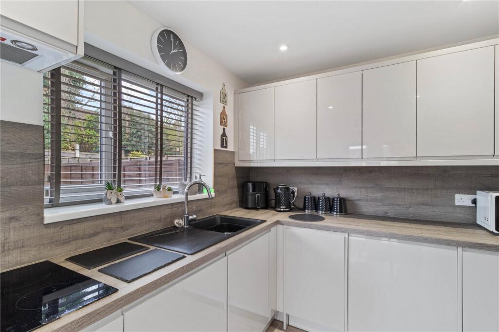 Longfield Avenue, Timperley, Altrincham, Greater Manchester, WA15 – pohled 4