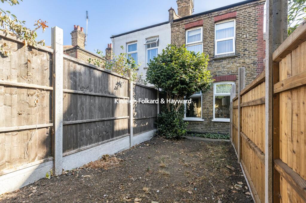 Apartment in London - View 5