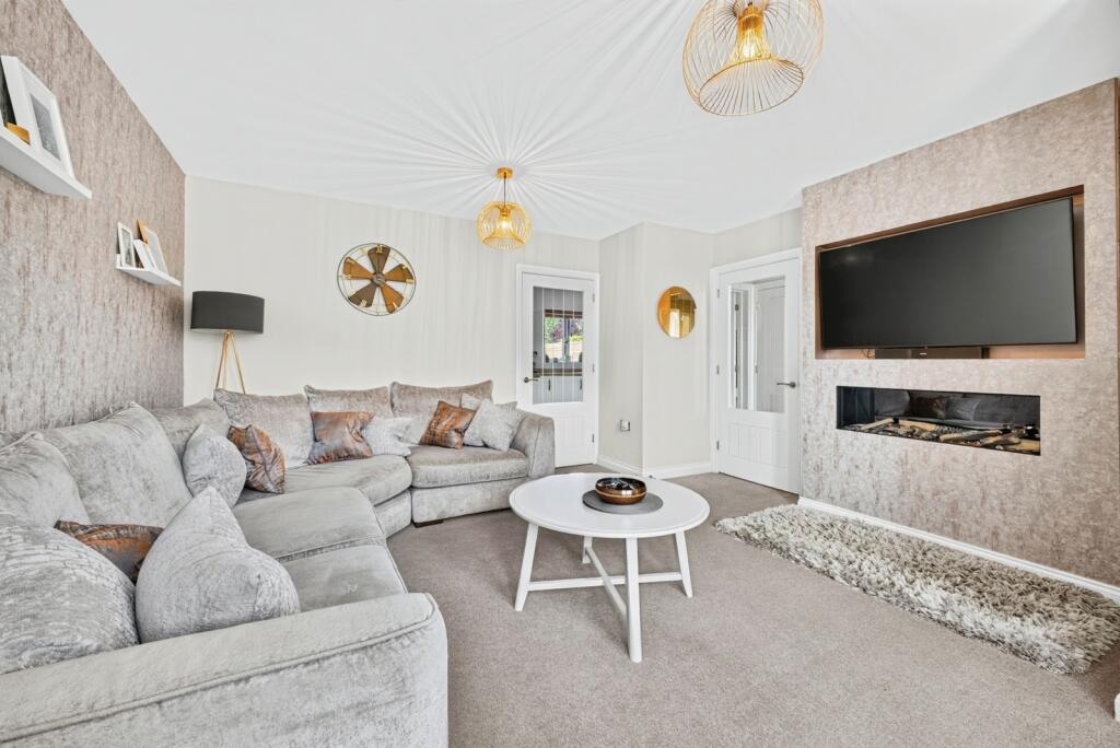 House in Duston, St Crispin's, Upton - More