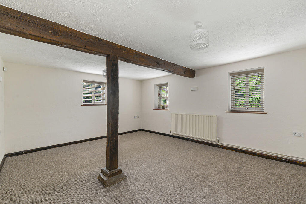 House in Maidstone, Nettlestead - View 5