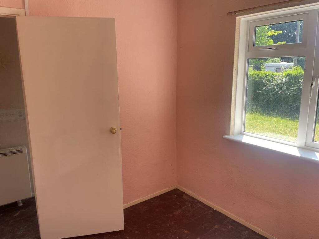 13 Waterfield Avenue, Fakenham, Norfolk, NR21 8EU photo 4
