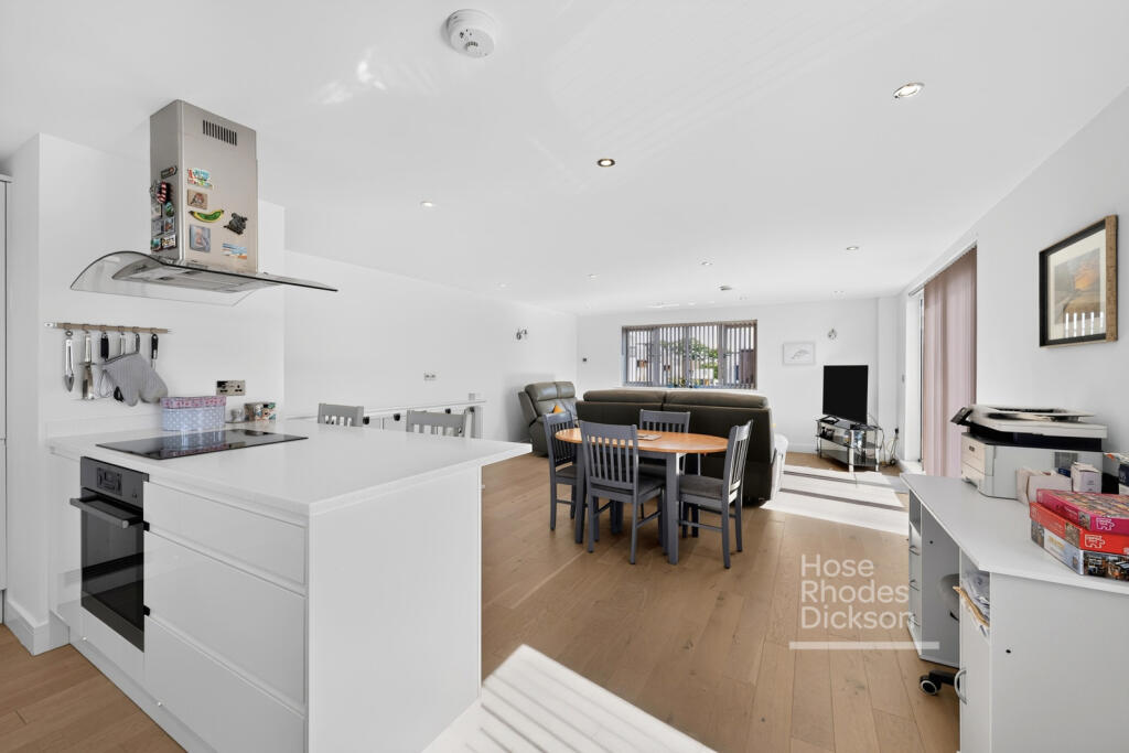 House in Portsmouth - View 3