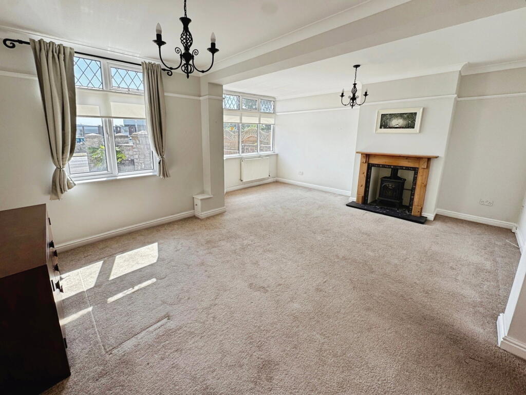 West Road, Nottage, Porthcawl, CF36 3SN - View 2