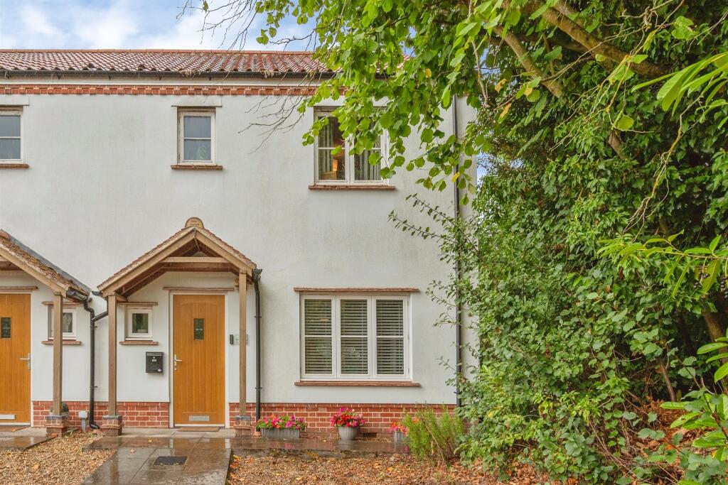 Main image of property: Fengate, Marsham, NORWICH