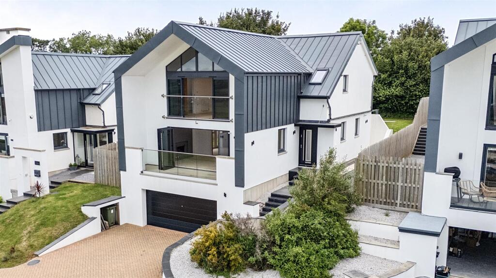 Main image of property: Kingskerswell, South Devon