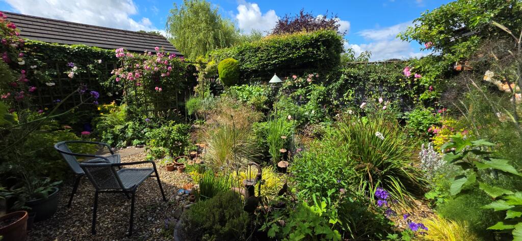 5, Marina Drive, Marple photo 4