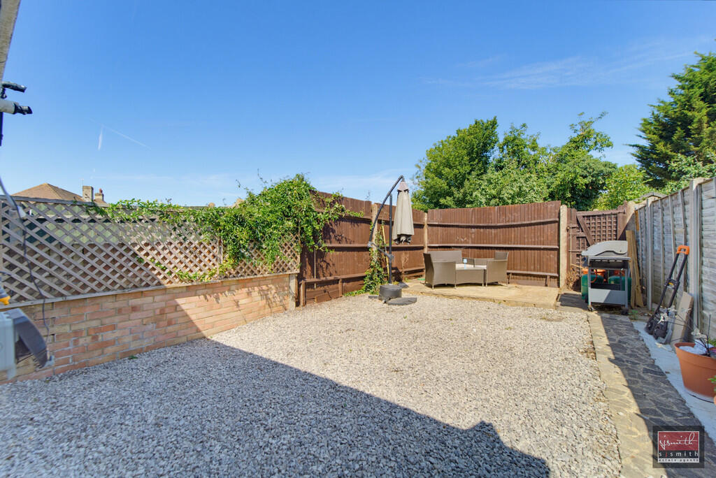 House in Twickenham - View 3