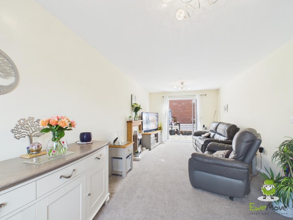 Mailing Way, Basingstoke, Hampshire, RG24 photo 3