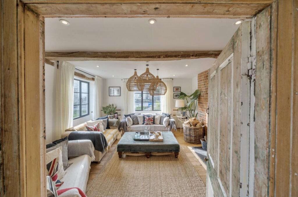 The Cloud, Wotton-under-Edge, Gloucestershire, GL12 photo 2