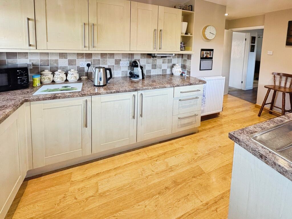House in Nottingham - View 5