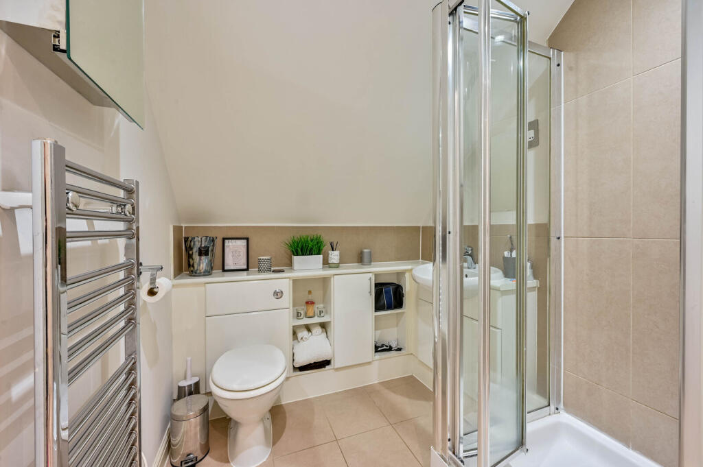 Apartment in London - View 4