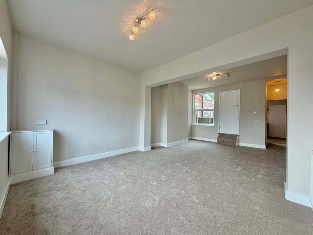 House in Nottingham - View 2