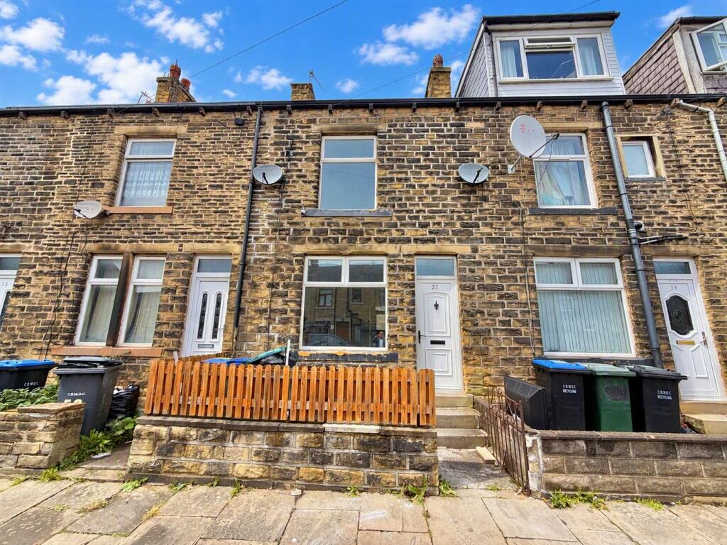 2-bed terraced on Florist Street, Keighley, BD21, £119,950