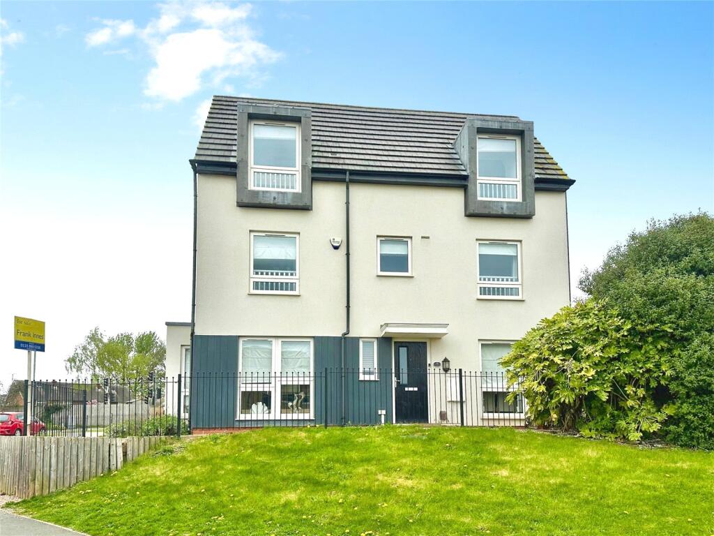 Main image of property: Waldrom Road, Gedling, Nottingham, Nottinghamshire, NG4