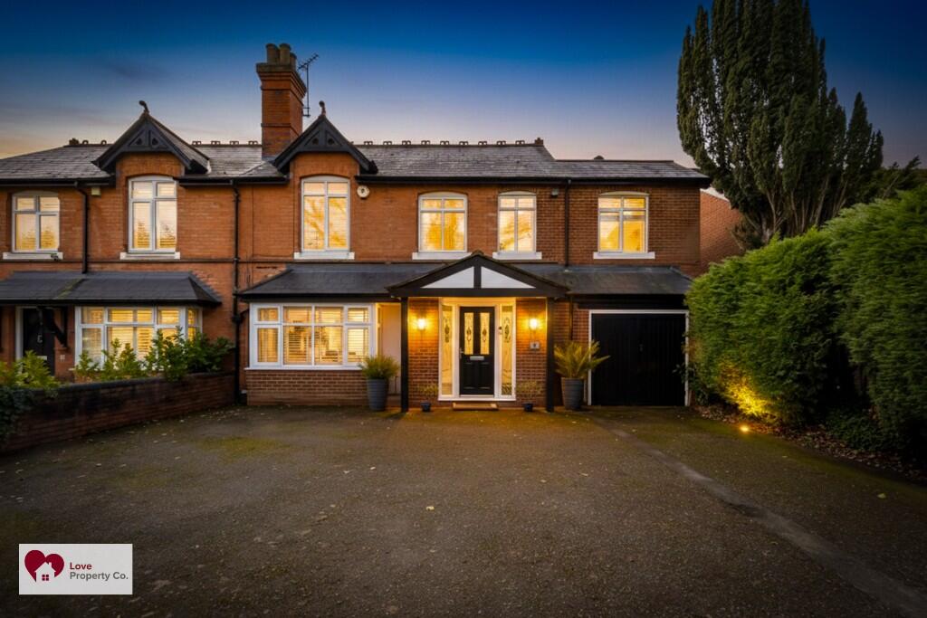 Main image of property: Danford Lane, Solihull, B91 1QA